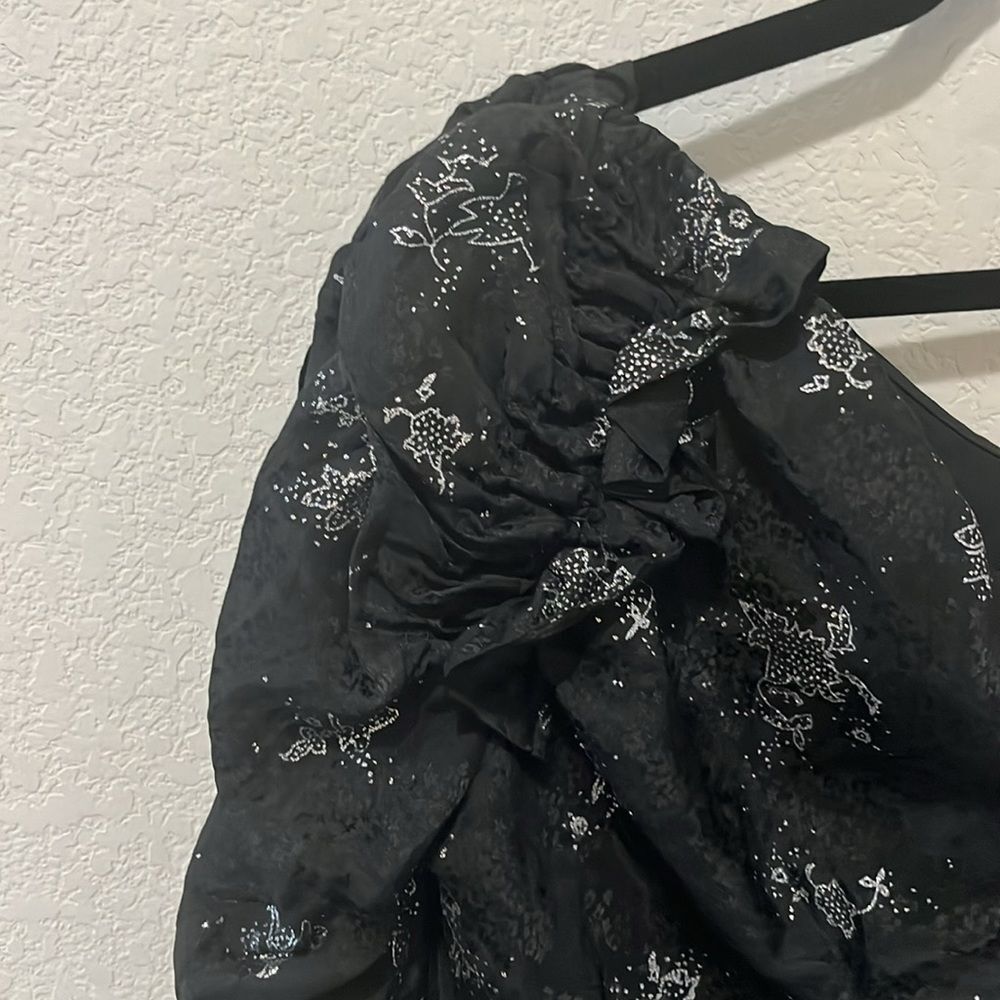 REBECCA TAYLOR One Shoulder 100% Silk Black and Silver Glitter Top, Size 2 - Picture 10 of 12